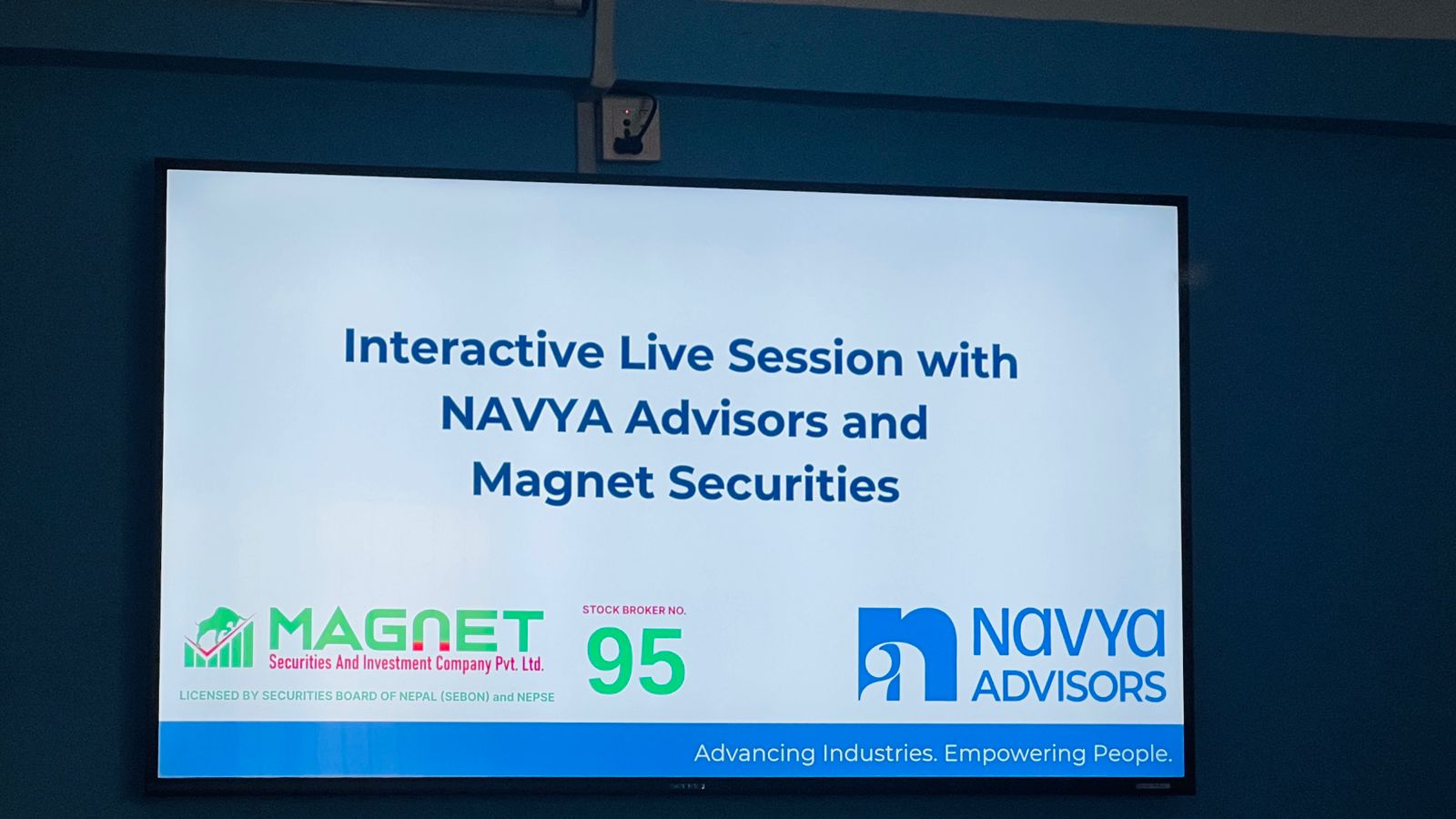 Navya Advisors program